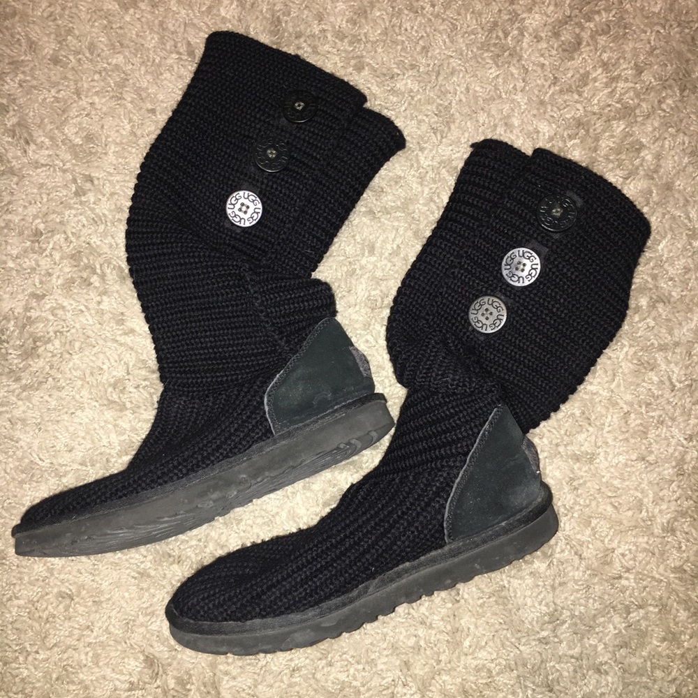 Ugg Black Knit Cardys✨